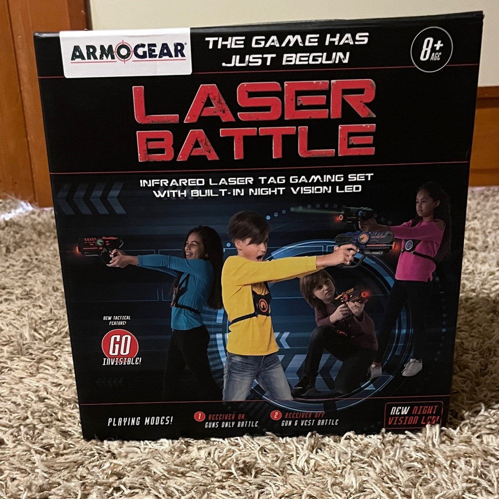 NEVER OPENED - TAPE STILL IN BOX Laser Tag Set
